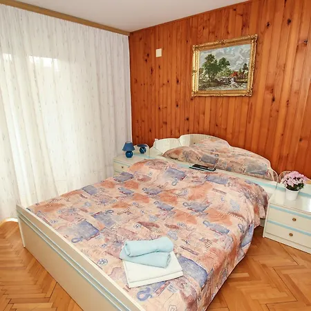 Slavica *
